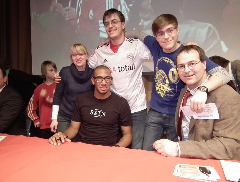 FCB Boateng Besuch — Foto