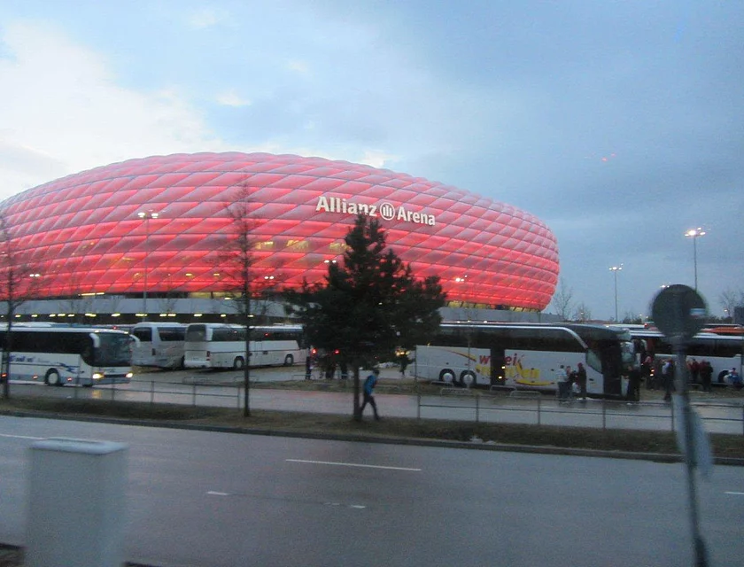 FCB S04 — Foto