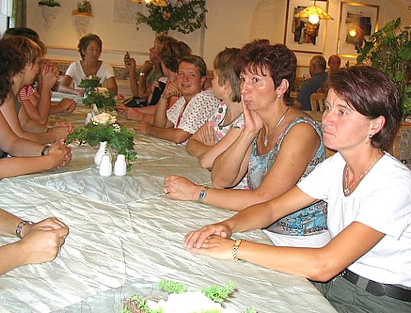 Frauenwanderung — Foto