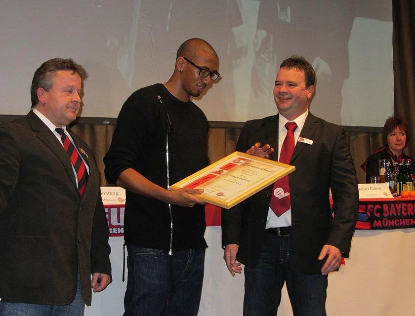 FCB Boateng Besuch — Foto