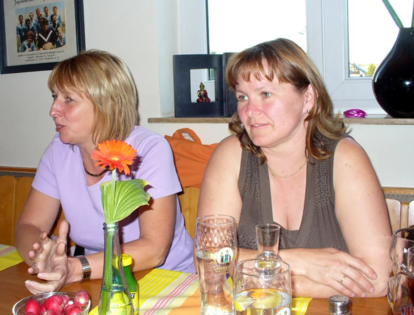 Frauenwanderung — Foto