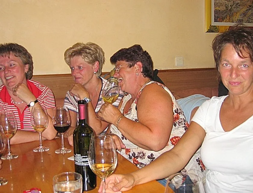 Frauenwanderung — Foto