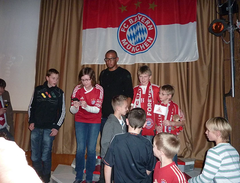 FCB Boateng Besuch — Foto