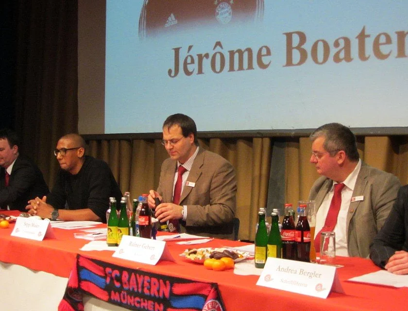 FCB Boateng Besuch — Foto