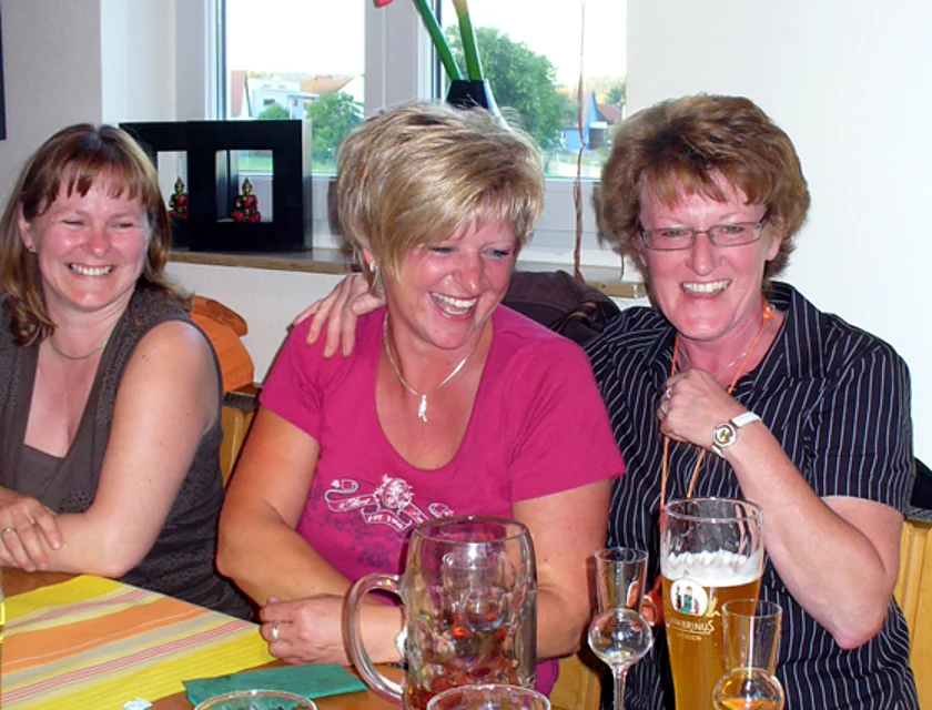 Frauenwanderung — Foto