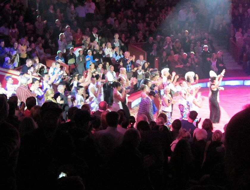 FCB Zirkus Krone — Foto