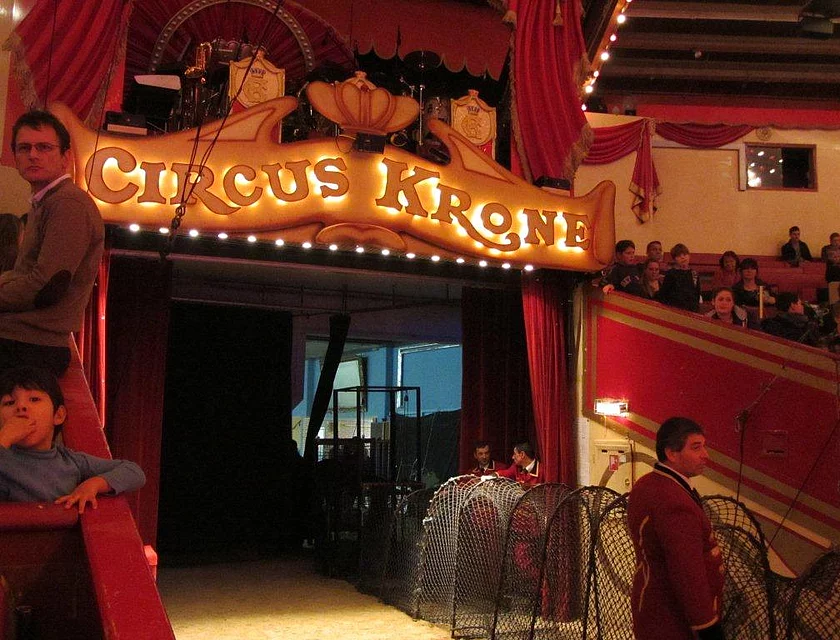 FCB Zirkus Krone — Foto