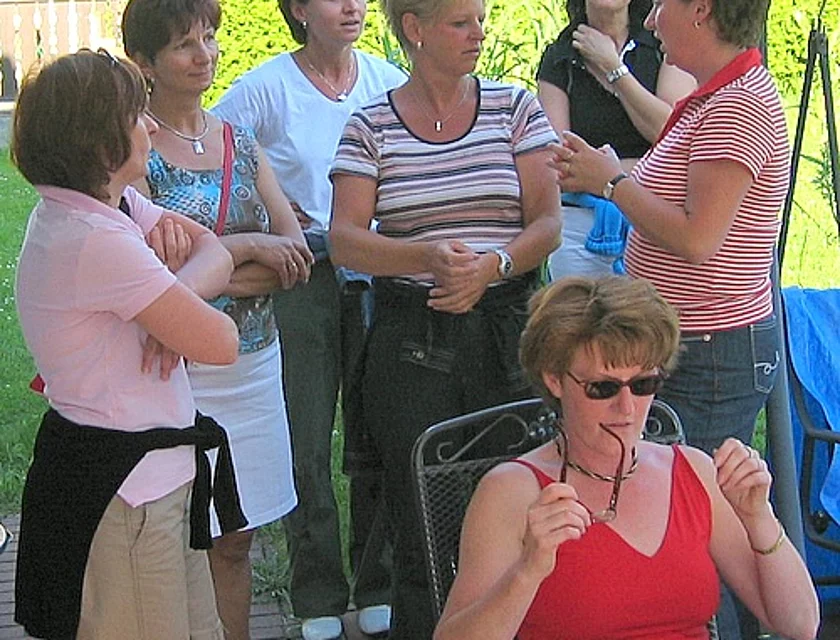 Frauenwanderung — Foto
