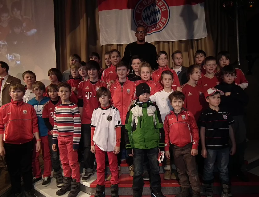 FCB Boateng Besuch — Foto