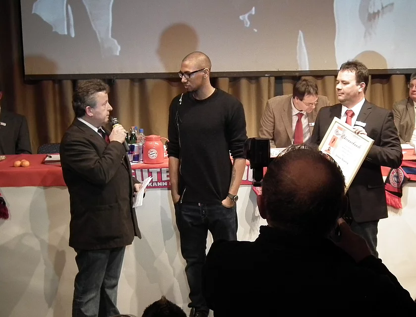 FCB Boateng Besuch — Foto